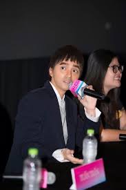 Do đó, rất nhiều người ngạc nhiên khi nhìn lại. Ngá»¡ Ngang Vá»›i Hinh áº£nh HÆ°Æ¡ng Giang Chuyá»ƒn Giá»›i NgÆ°á»£c Lam Ä'an Ong