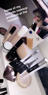 Maquillage attrayant de 28 lèvres 10 astuces pour un maquillage des lèvres accrocheur le rouge à lèvres peut sembler facile, mais. Drugstore Pinterest Makeup Makeup Needs Beauty Makeup