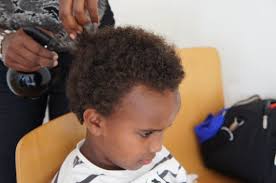 Die besten pflegeprodukte für langes haar. Frisuren Jungs Curly Kids