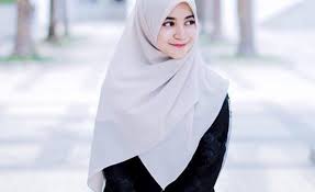 Hasil gambar untuk wanita