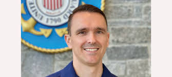 Tara Strauss's Instagram, Twitter & Facebook