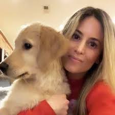 Ariel Raymond (@araym8)