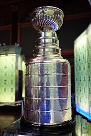 La coupe stanley) is the championship trophy awarded annually to the national hockey league (nhl) playoff winner. Coupe Stanley Temple Renommee Hockey Week Gars Toronto Amerique Nord Canada Siege Hublot