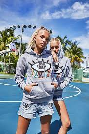 We did not find results for: Lisa Lena Und Ihr Modelabel J1mo71 Dein Stuttgart Das Digitale Stadtportal Fur Stuttgart Und Die Region