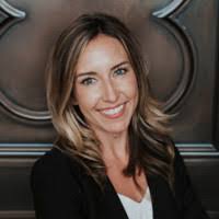 Leah Erickson's Instagram, Twitter & Facebook