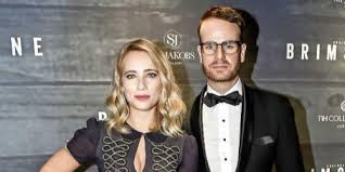 Document your initial focused respiratory assessment of jennifer hoffman. Jennifer Hoffman And Henry Van Loon Dating Gossip News Photos