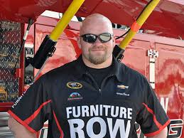Crews aim to make pit stops last no more than 11.5 seconds, during which. Nascar Bts Mike Houston S Journey From Bouncer To Pit Crew Coach Speedwaymedia Com