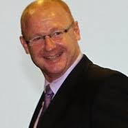 Robert Tew's Instagram, Twitter & Facebook