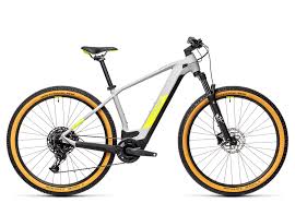 what s the best 2020 enduro bike under 3 500 9 mountain bikes in review enduro mountainbike magazine