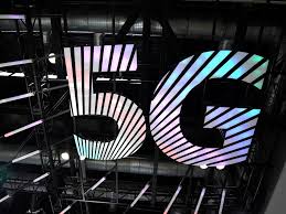 Emmanuel macron a lancé un haut conseil pour le climat. Les Inquietudes Du Haut Conseil Pour Le Climat Au Sujet De La 5g Challenges