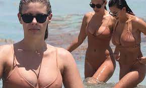 Natasha Oakley and Devin Brugman in nude bikinis in Miami | Daily Mail  Online