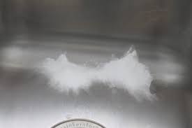 how to clean a stainless steel sink