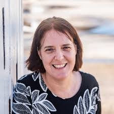 Roxanne Lyon's Instagram, Twitter & Facebook