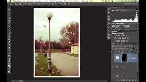 Quando raggiungiamo clipyourphoto subito ci viene chiesto di caricare la nostra foto digitale: Photoshop Cc Tutorial Cornici E Bordi Personalizzati Youtube