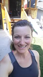 Hot workout: 7/10 wall sit, 90 sec