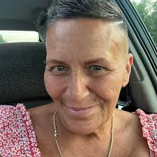 How to help homeless man