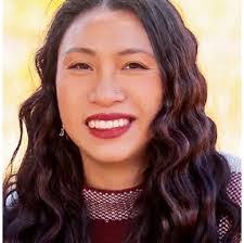 Jenna Poppe's Instagram, Twitter & Facebook