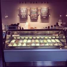 ماجد أحمد عبد الله (مواليد 1 نوفمبر 1959)، هو لاعب كرة قدم سعودي معتزل، كان يلعب في مركز الهجوم مع نادي النصر السعودي المنتخب السعودي. Maged Abdallah Magedabdallah39 Profile Pinterest