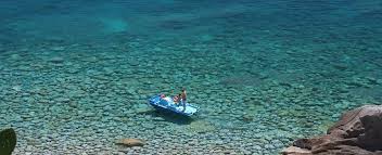 La camera matrimoniale con vista mare, la sala relax per meditare e l'arredamento marittimo rispecchiano il clima vacanziero e rilassato che vogliamo far vivere ai nostri ospiti. Tariffe Hotel Lorenza Isola D Elba Spiaggia Di Cavoli
