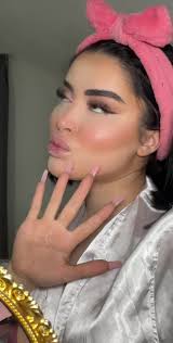 GRWM për njohje me miqtë e Surinamit