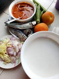 Kari ikan sedap dimakan bersama sambal belacan dan ikan goreng. Resipi Kari Ikan Paling Simple Sedap Tak Muak