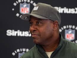 Charles Davis to replace Gary Danielson as CBS football analyst in 2026