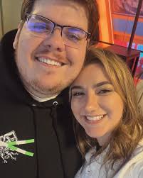 Casimiro adia casamento após testar positivo para Covid-19