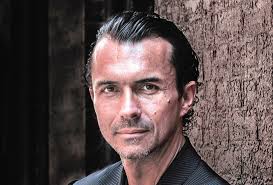 I am a born and raised parisian, so i expected to watch another bad show/film about paris. Emily In Paris Star S Top 8 Paris Attractions