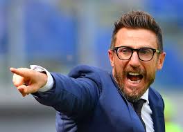 Eusebio di francesco è il nuovo allenatore della sampdoria. Di Francesco Ecco Come Funziona La Linea Difensiva Del Nuovo Allenatore Del Cagliari Video