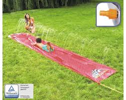 Beste wasserrutsche garten von wasserrutsche im eignenen garten selber bauen und den. Wasserrutsche 500 X 90 Cm Kunststoff Rot Orange Bei Hornbach Kaufen