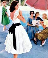 Pin By Kaela Childers On Vintage Fashion 1950s Fashion Style