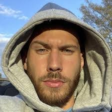 Jack Fowler's Instagram, Twitter & Facebook