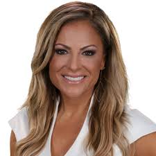 Taryn Asher's Instagram, Twitter & Facebook