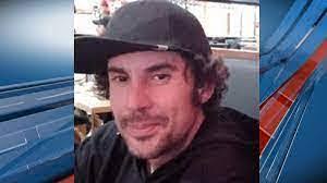 Dustin Cayton's Instagram, Twitter & Facebook