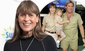 Terri Irwin is 'privately considering' selling Australia Zoo after Covid