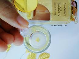 Read what notable effects these ingredients have with skincarisma. Review Bio Essence 24k Bio Gold Gold Water Eka Kuncoro