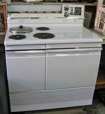 One possible way to get your old appliances fixed is to find local suppliers — old time repair shops — that could help you out. Vintage 1950s Hotpoint Automatic Electric Range Vintage Stoves Hotpoint Vintage Cooking