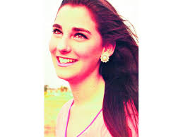 Mariana San Juan Morgan, bella debutante