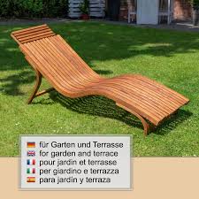 Geschwungene Sonnenliege Aus Holz In 2020 Sonnenliege Relaxliege Gartenliege