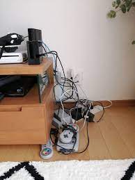 diy コードとゲーム機を隠しつつ 収納できるラックをdiy 収納 インテリア 収納 収納 アイデア