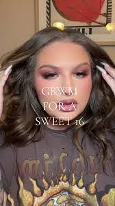 Jillian Sweet's Instagram, Twitter & Facebook