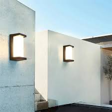 Modern black led outdoor wall light 3000k 169lm. Hugo Modern Led Outdoor Light Luxury Modern Decor Modern Outdoor Lighting Exterior Lighting Design Solar Lights Garden