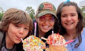 Ariadna thalía sodi miranda (born august 26, 1971), known as thalía, is a mexican singer, songwriter and actress. Thalia Opens Up About Her Kids Future In The Music Industry