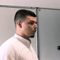 100+ profils pour “Levert”