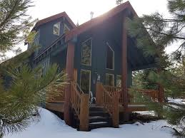 Situated on the riverfront, this cabin is 8.5 mi (13.6 km) from crater lake national park, and within 25 mi (40 km) of collier memorial state park and. Cozy Cabin By Lake Of The Woods Crater Lake Ashland Other Mountain Lakes Klamath Falls