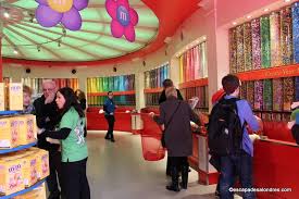 4 years ago4 years ago. M M S World London Le Monde Du Celebre Bonbon Enrobe De Chocolat