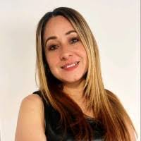 Genevieve Vega's Instagram, Twitter & Facebook