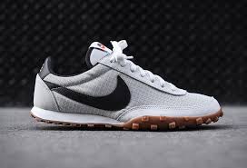 Nike Waffle Racer 17 Nike Waffle Racer Nike Waffle Sneakers Men Fashion