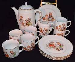 Vintage Child S Tea Set Germany Children Animals Dog Cat Rabbit Tea Pot Cups Etc Vintage Serviesgoed Servies