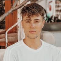 400+ "Jamie Scott" profiles